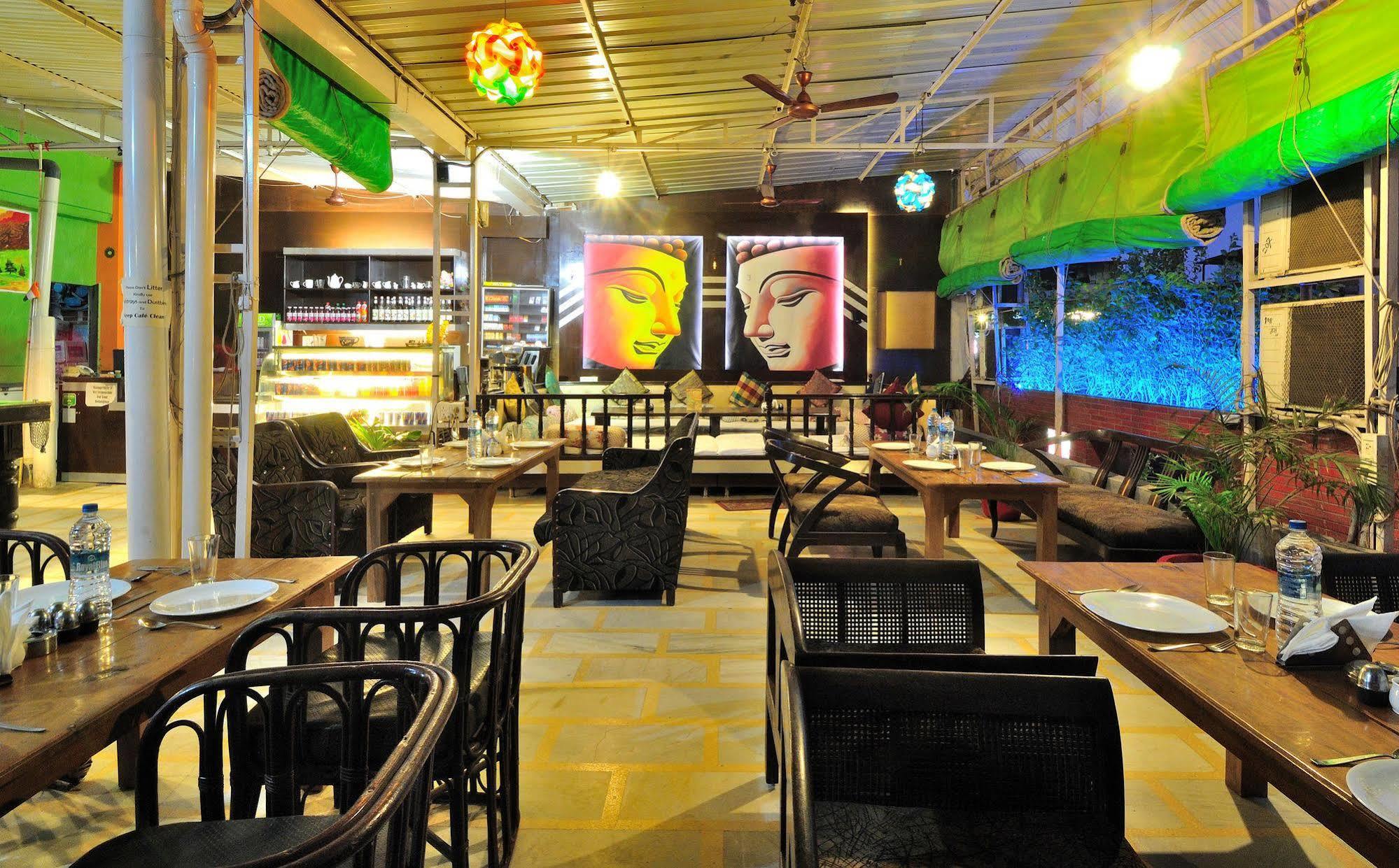 ניו דלהי Hotel Shelton מראה חיצוני תמונה